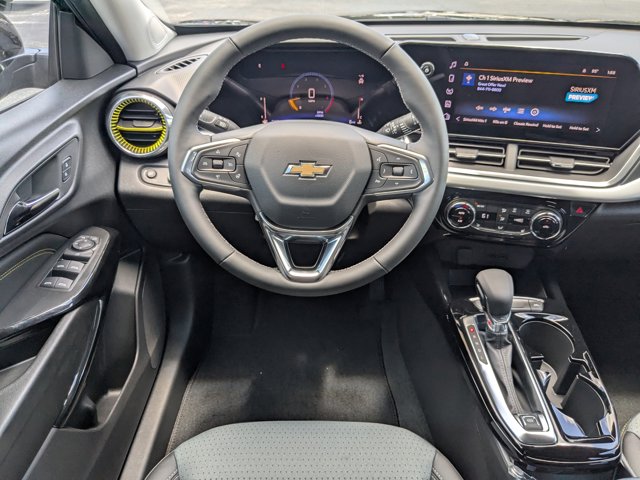 Vehicle image 13 of 36