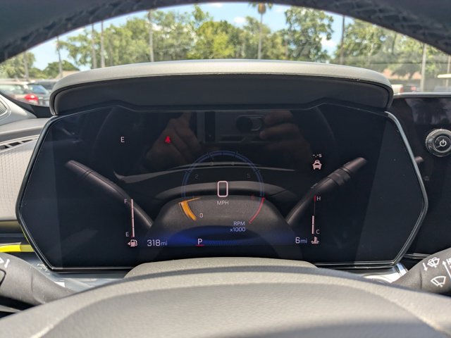 Vehicle image 27 of 36
