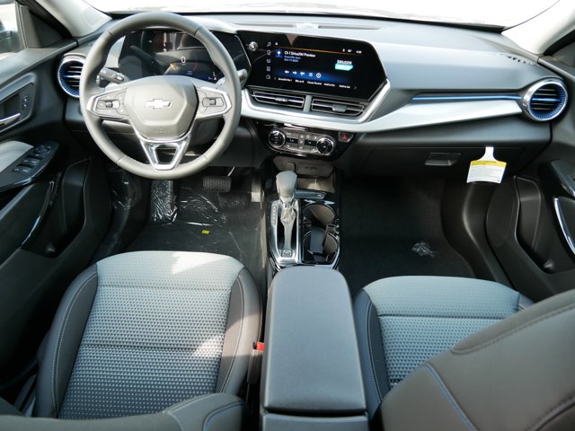 Vehicle image 5 of 9