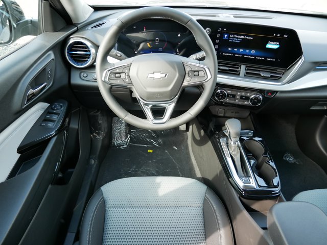 Vehicle image 6 of 9