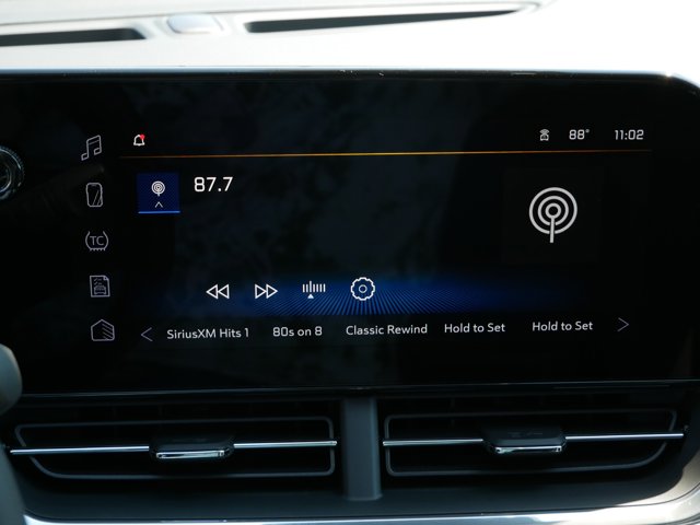 Vehicle image 6 of 9