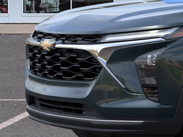 Vehicle image 23 of 34