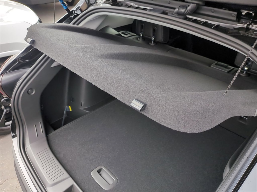 Vehicle image 12 of 33