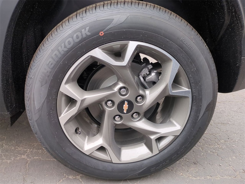 Vehicle image 10 of 33