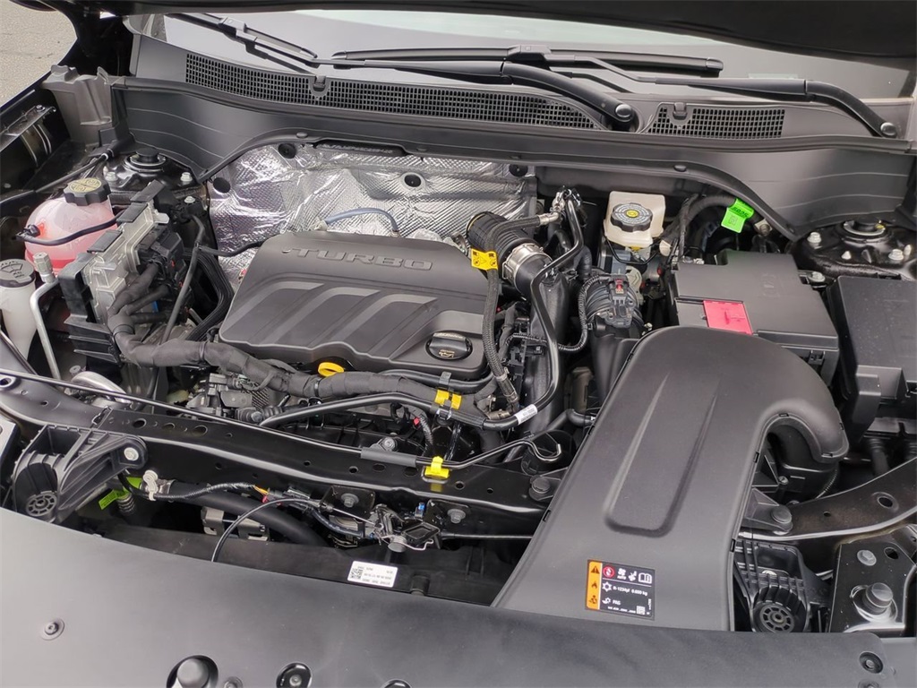 Vehicle image 9 of 33