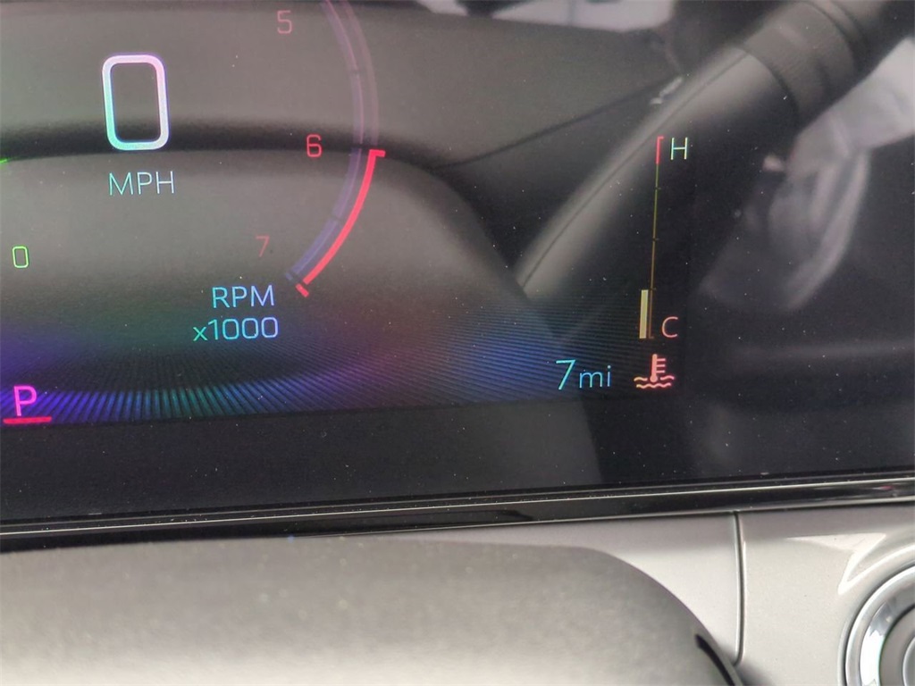 Vehicle image 21 of 33