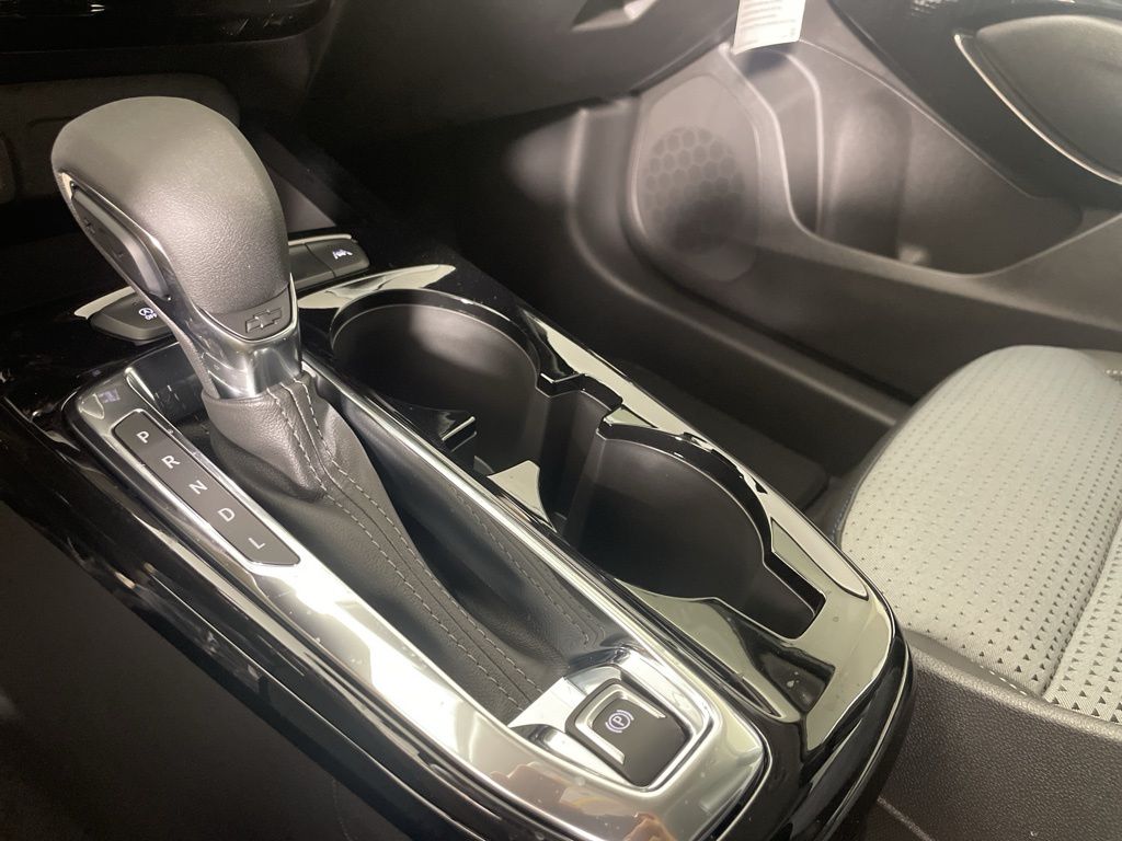 Vehicle image 22 of 47