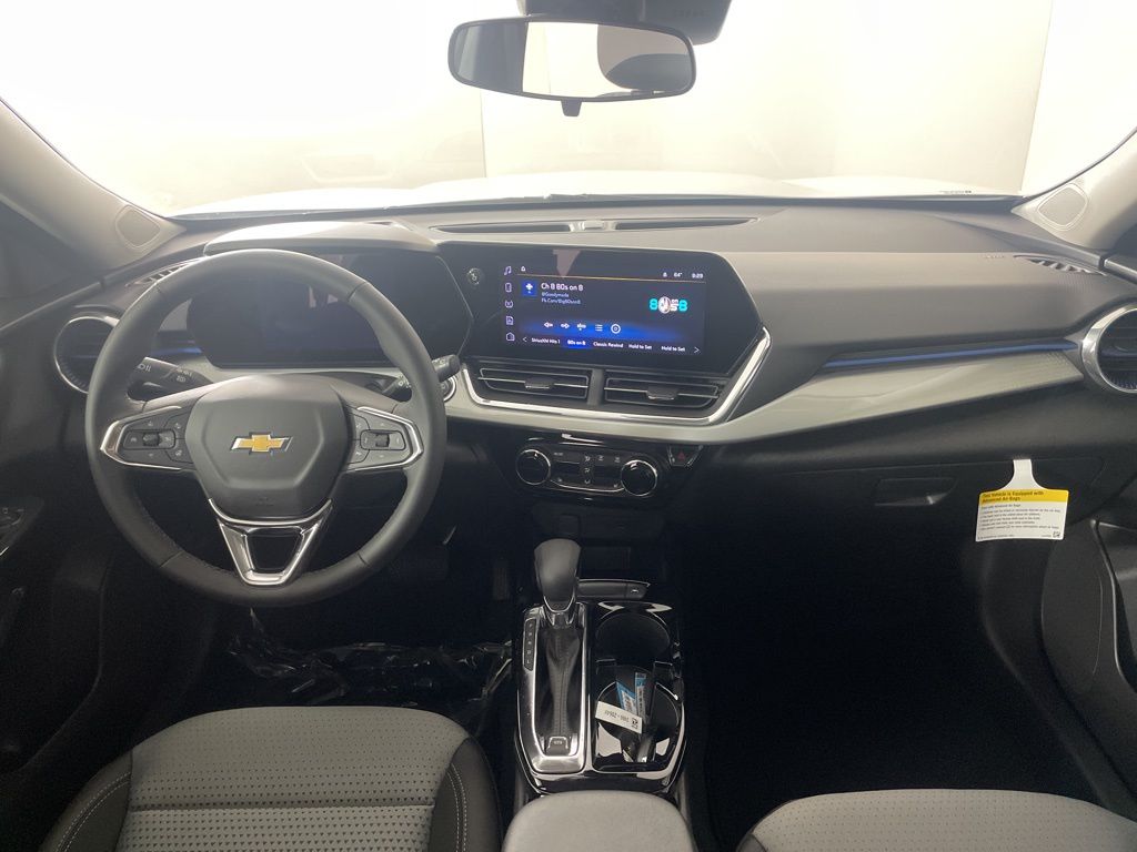 Vehicle image 21 of 47