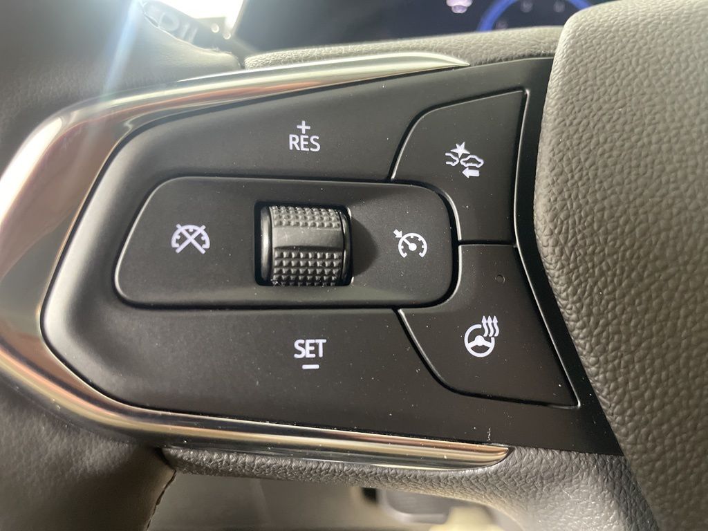 Vehicle image 19 of 47