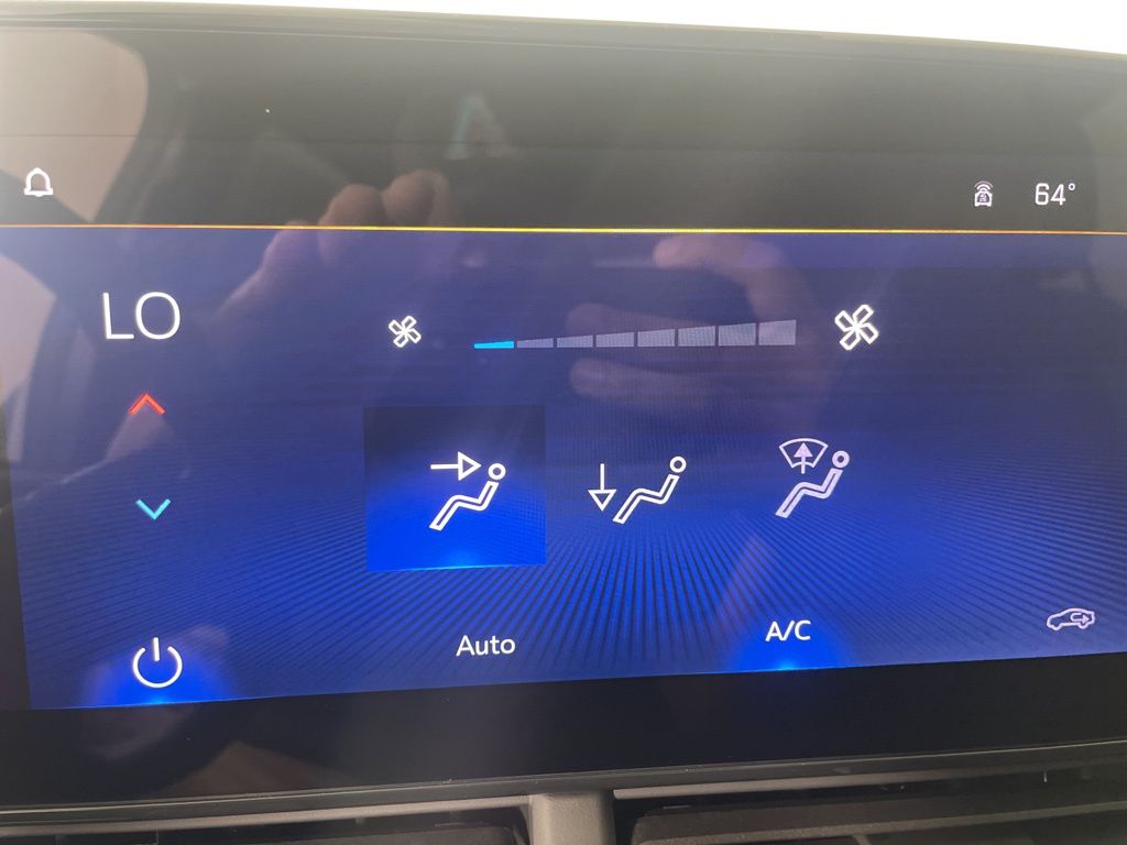 Vehicle image 43 of 47