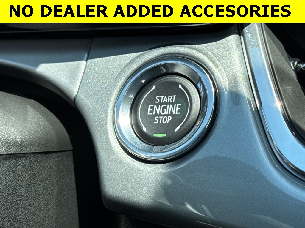 Vehicle image 24 of 30
