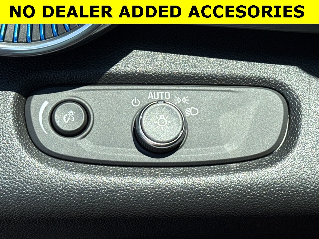 Vehicle image 23 of 30