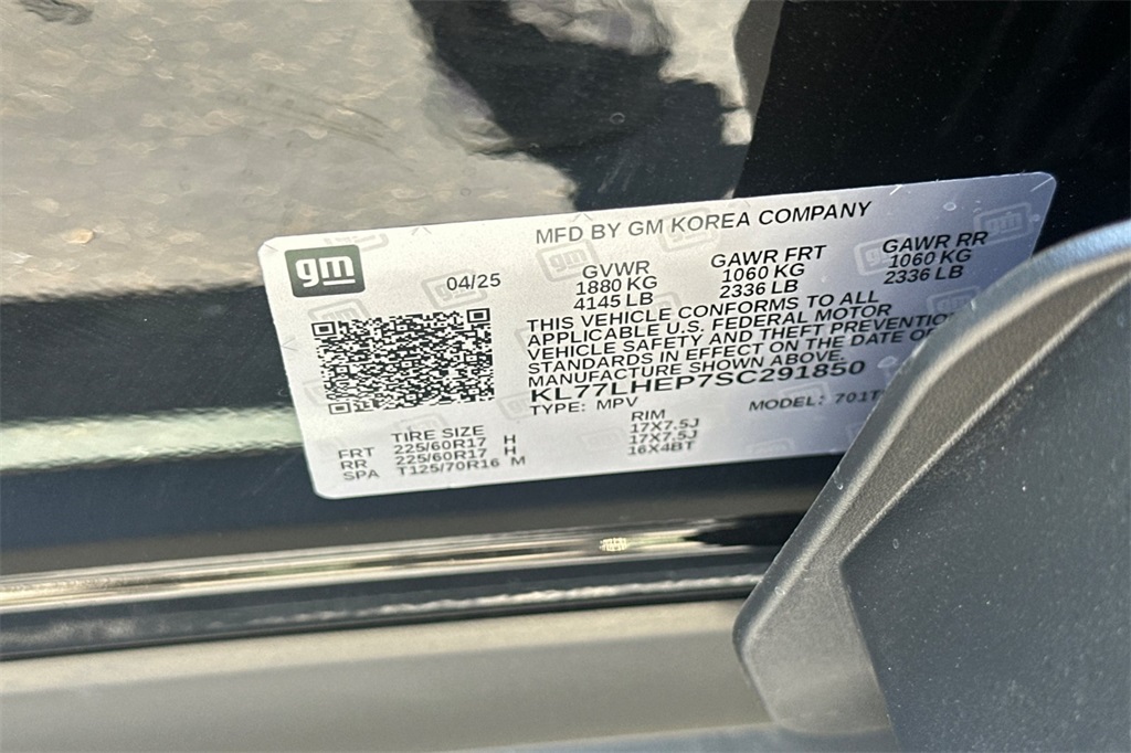 Vehicle image 24 of 28