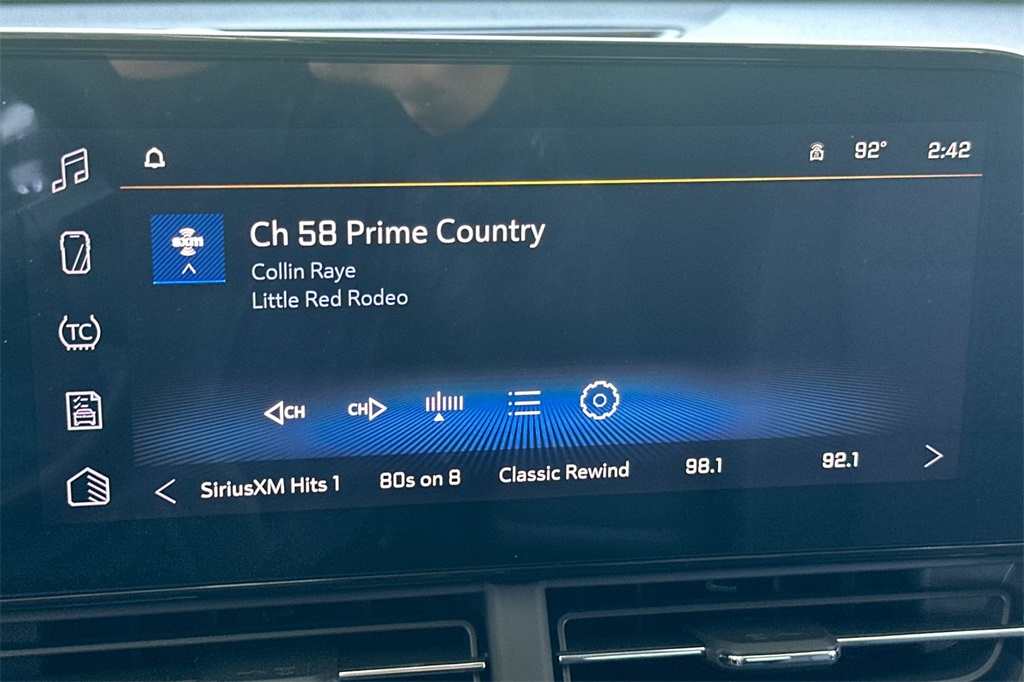 Vehicle image 19 of 28