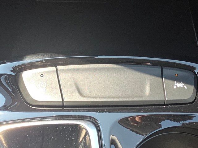 2025 Chevrolet Trax LT Image 27 of 28