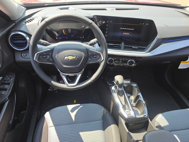2025 Chevrolet Trax LT Image 13 of 28