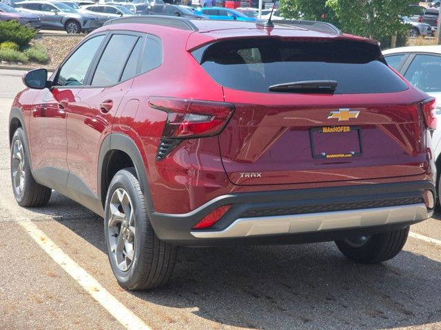 2025 Chevrolet Trax LT Image 6 of 28