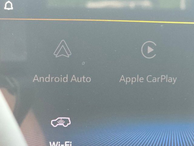 2025 Chevrolet Trax LT Image 15 of 28