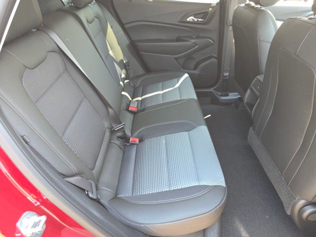 2025 Chevrolet Trax LT Image 10 of 28