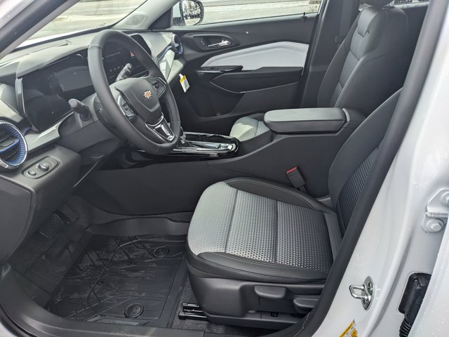 Vehicle image 16 of 20