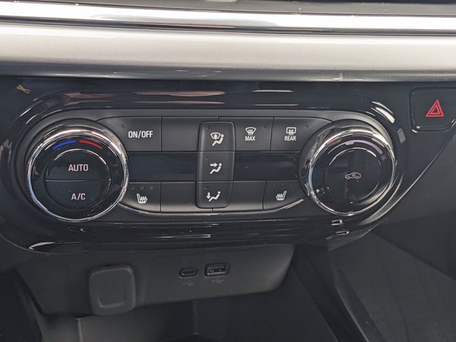 Vehicle image 14 of 20