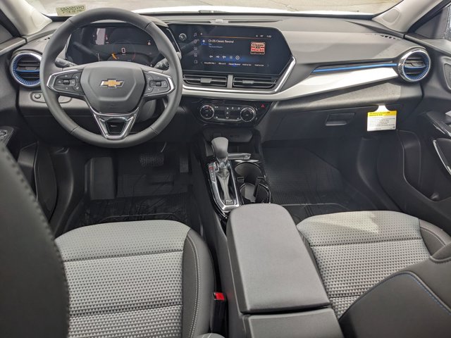 Vehicle image 17 of 20