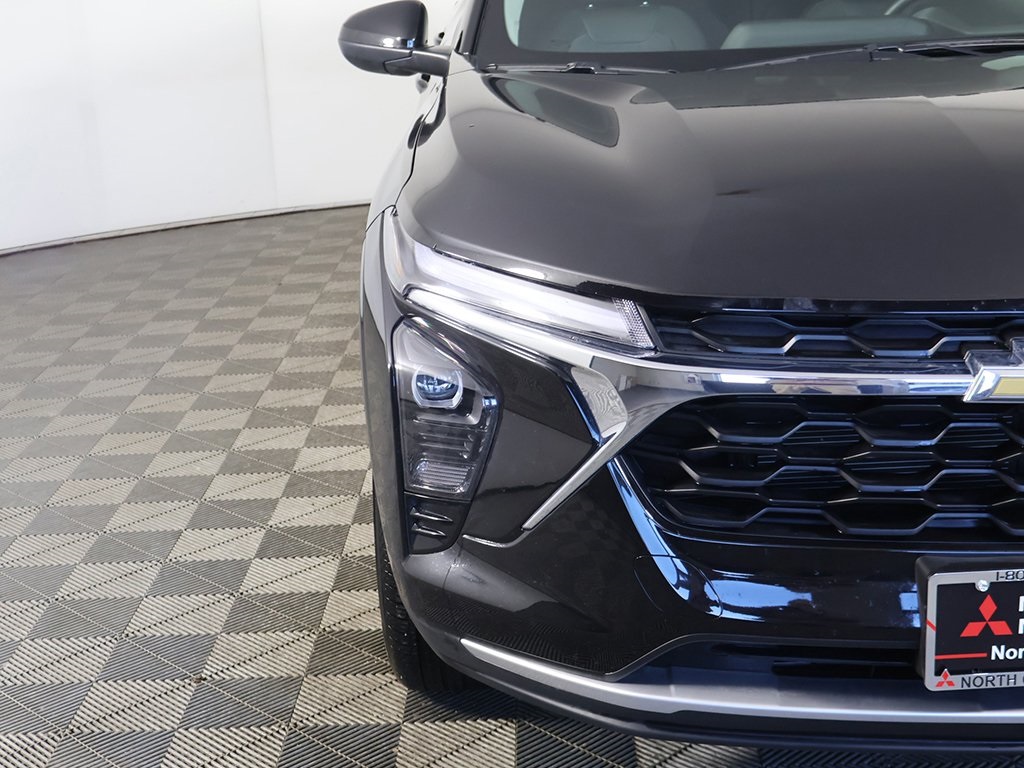 2025 Chevrolet Trax LT Image 51 of 52