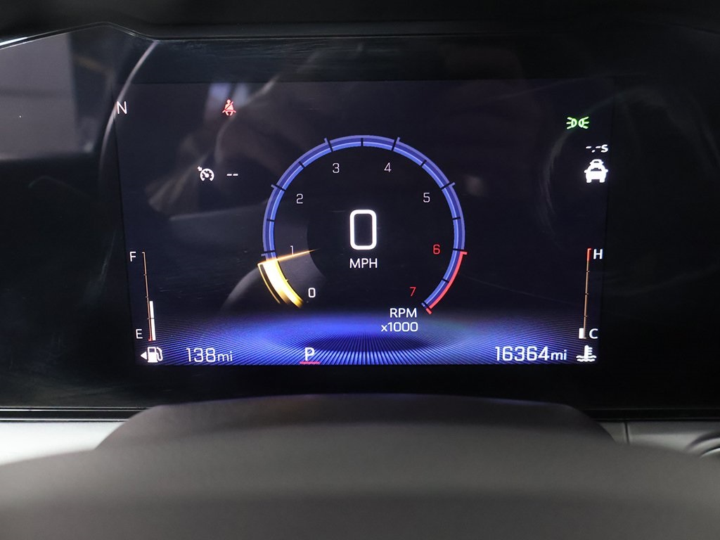 2025 Chevrolet Trax LT Image 22 of 52