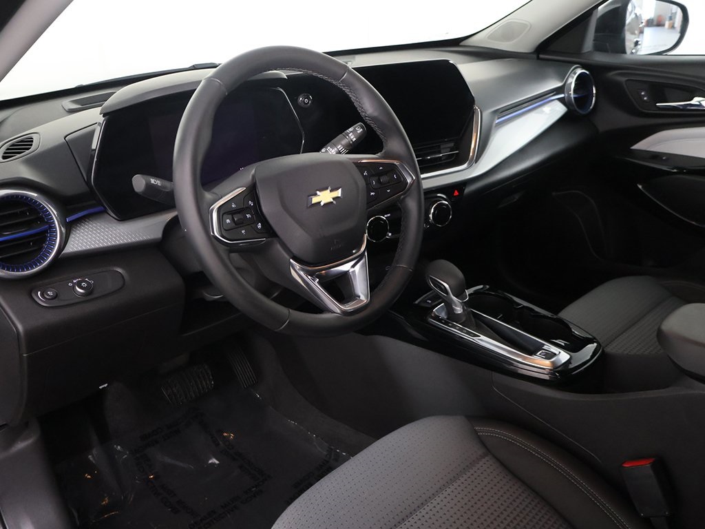 2025 Chevrolet Trax LT Image 20 of 52