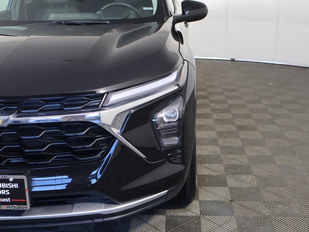 2025 Chevrolet Trax LT Image 50 of 52