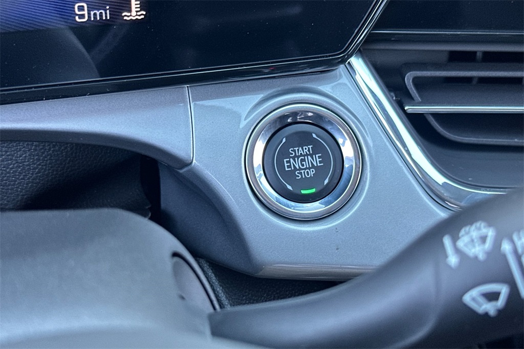 Vehicle image 20 of 24