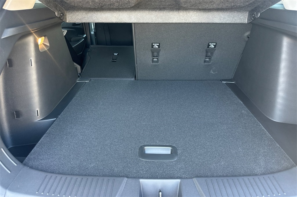 Vehicle image 12 of 24