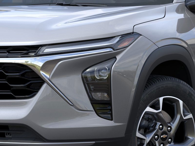 Vehicle image 16 of 24