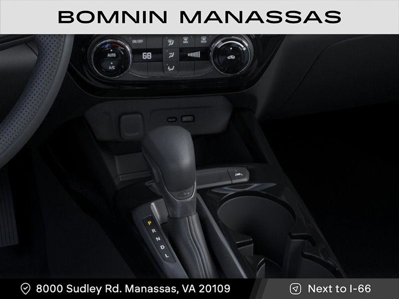Vehicle image 23 of 24