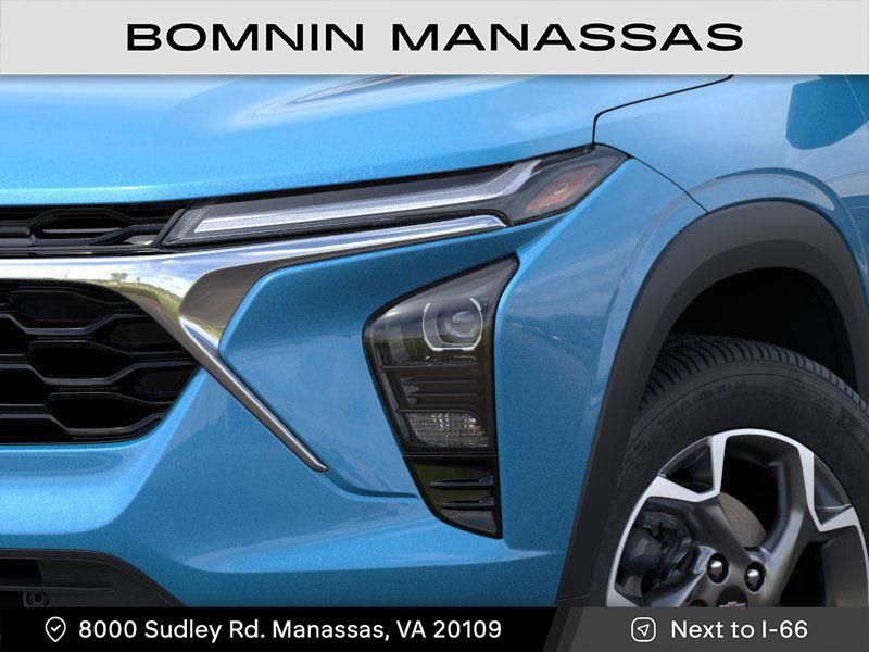 Vehicle image 16 of 24
