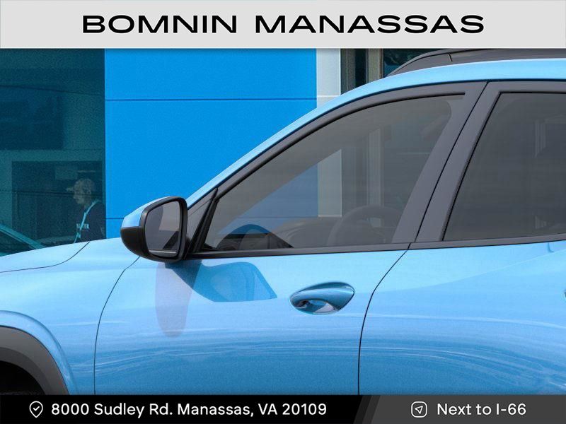 Vehicle image 13 of 24