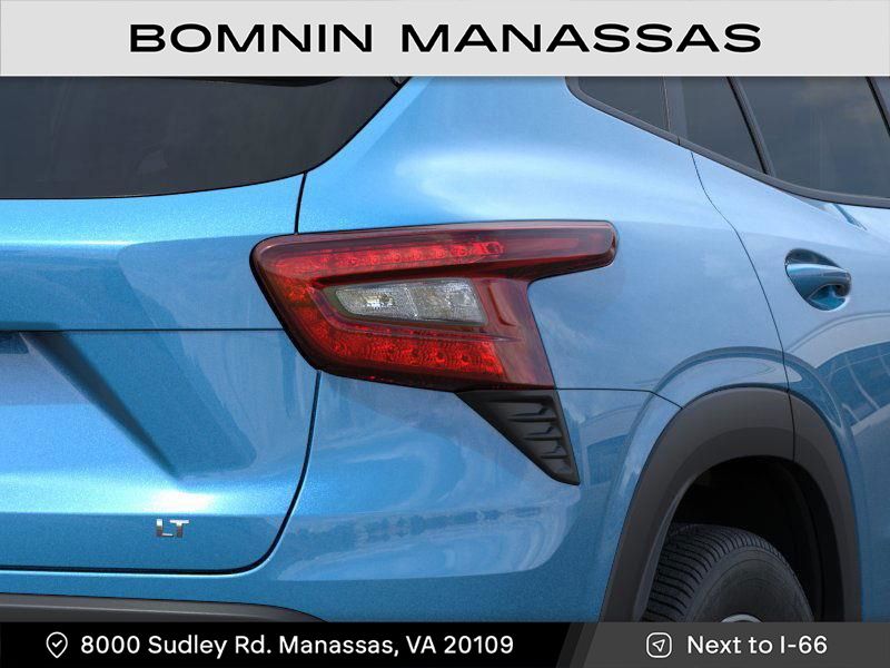 Vehicle image 14 of 24