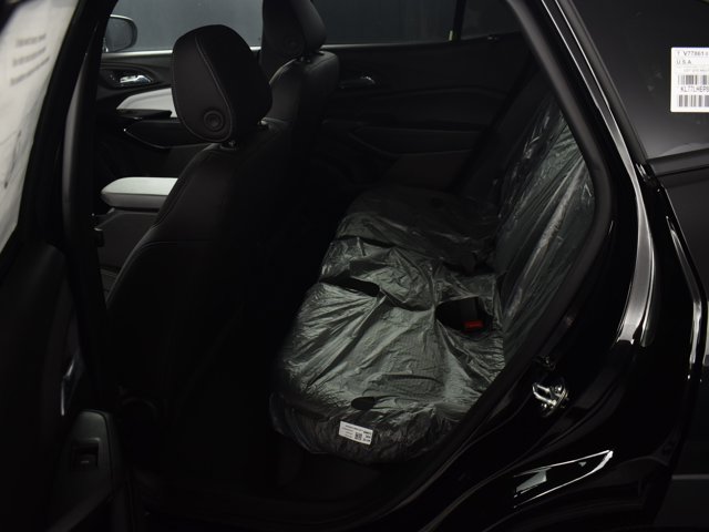 2025 Chevrolet Trax LT Image 14 of 20