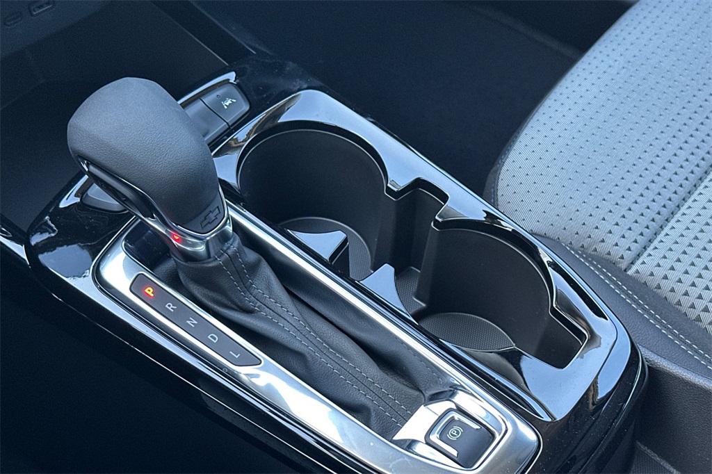 Vehicle image 19 of 24