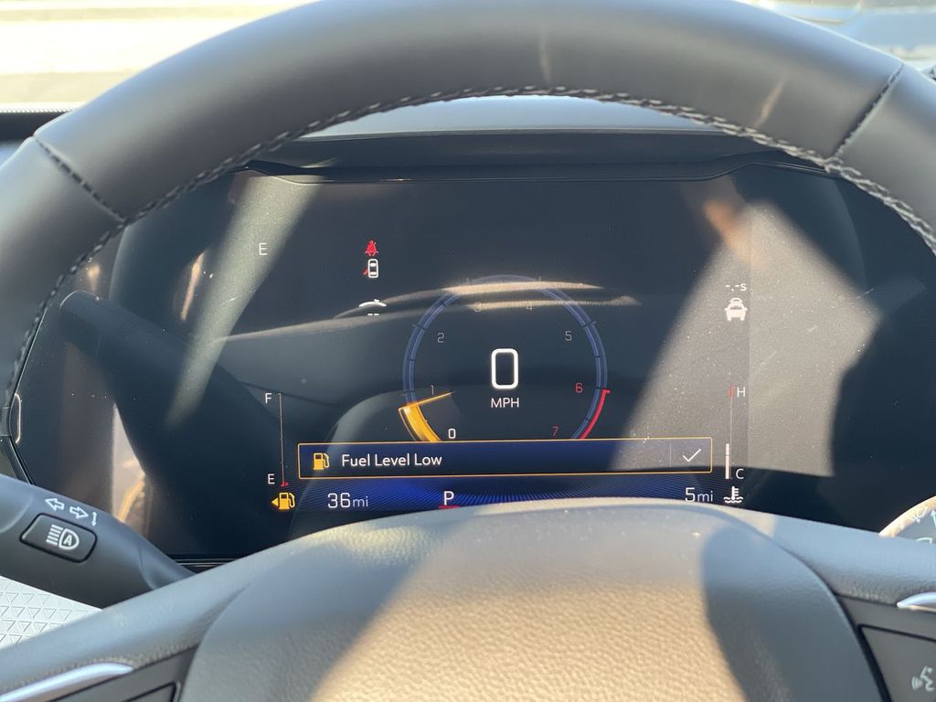 2025 Chevrolet Trax LT Image 21 of 36