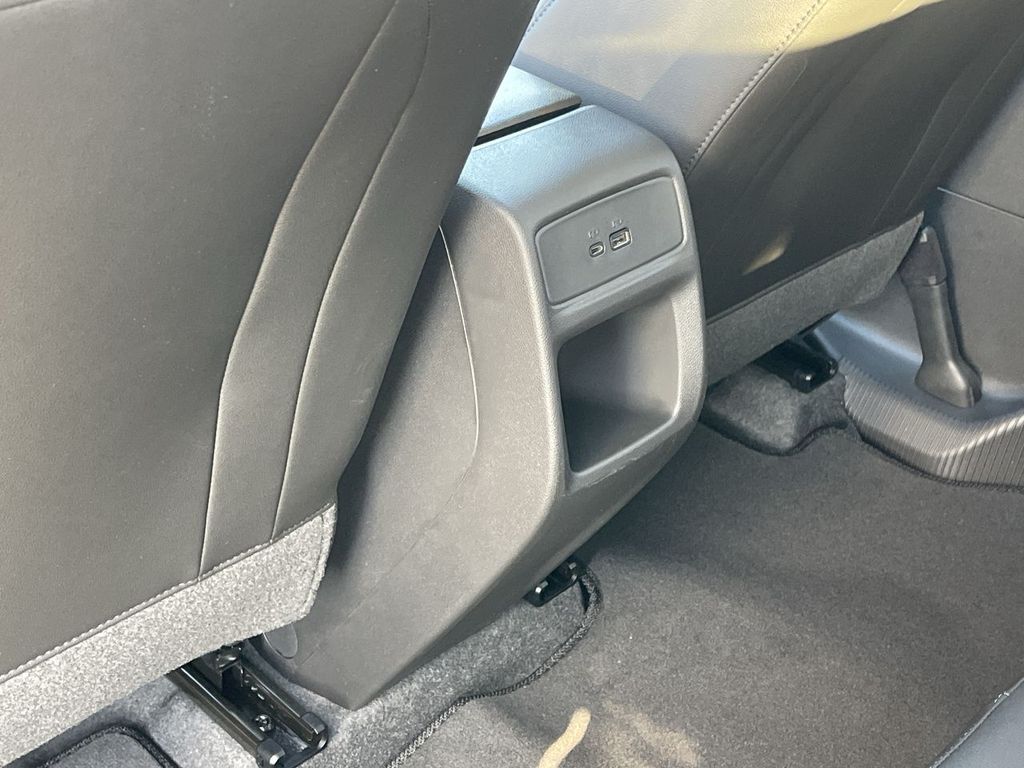 2025 Chevrolet Trax LT Image 30 of 36