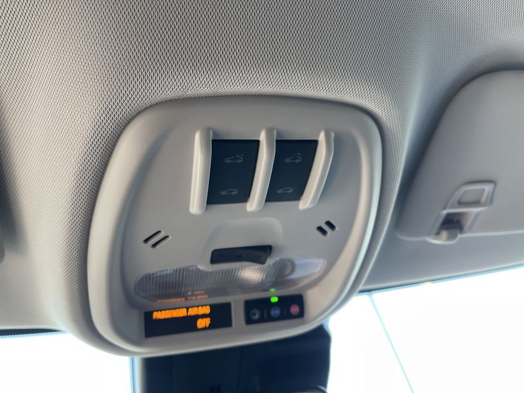 2025 Chevrolet Trax LT Image 29 of 36