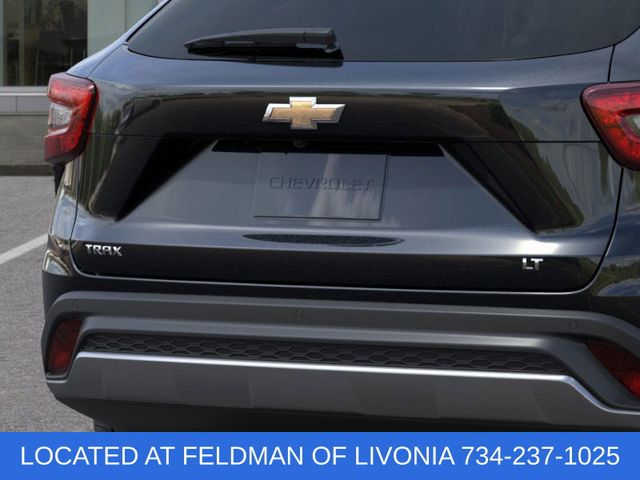 2025 Chevrolet Trax LT Image 18 of 24