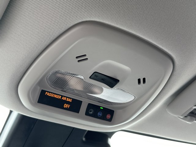 Vehicle image 19 of 25
