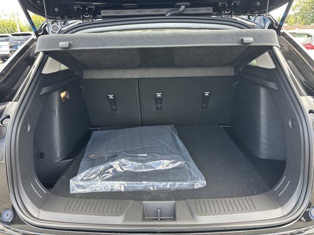 Vehicle image 9 of 25