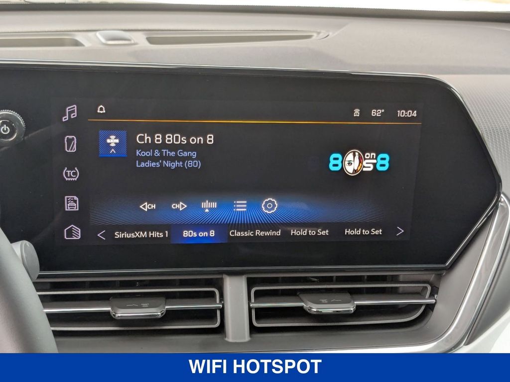 2025 Chevrolet Trax LT Image 22 of 34