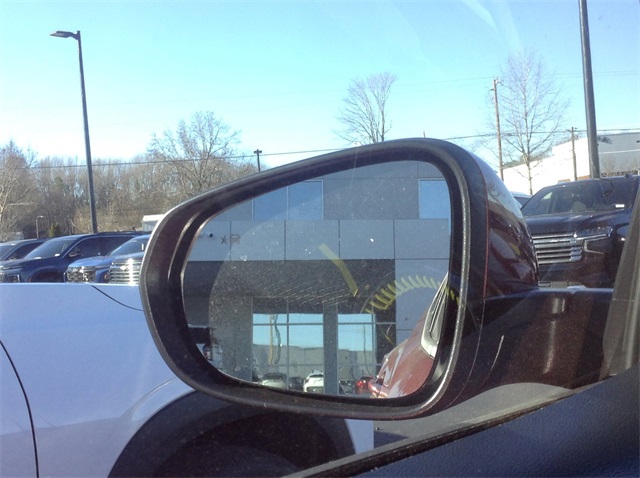 Vehicle image 32 of 33