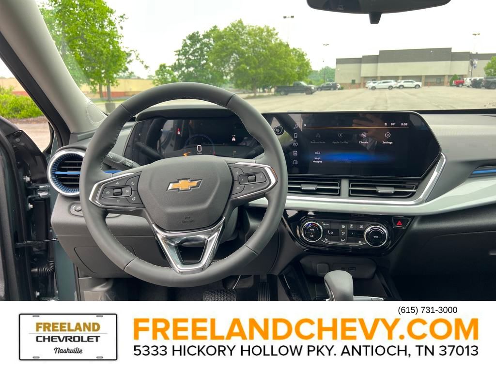 Vehicle image 21 of 25