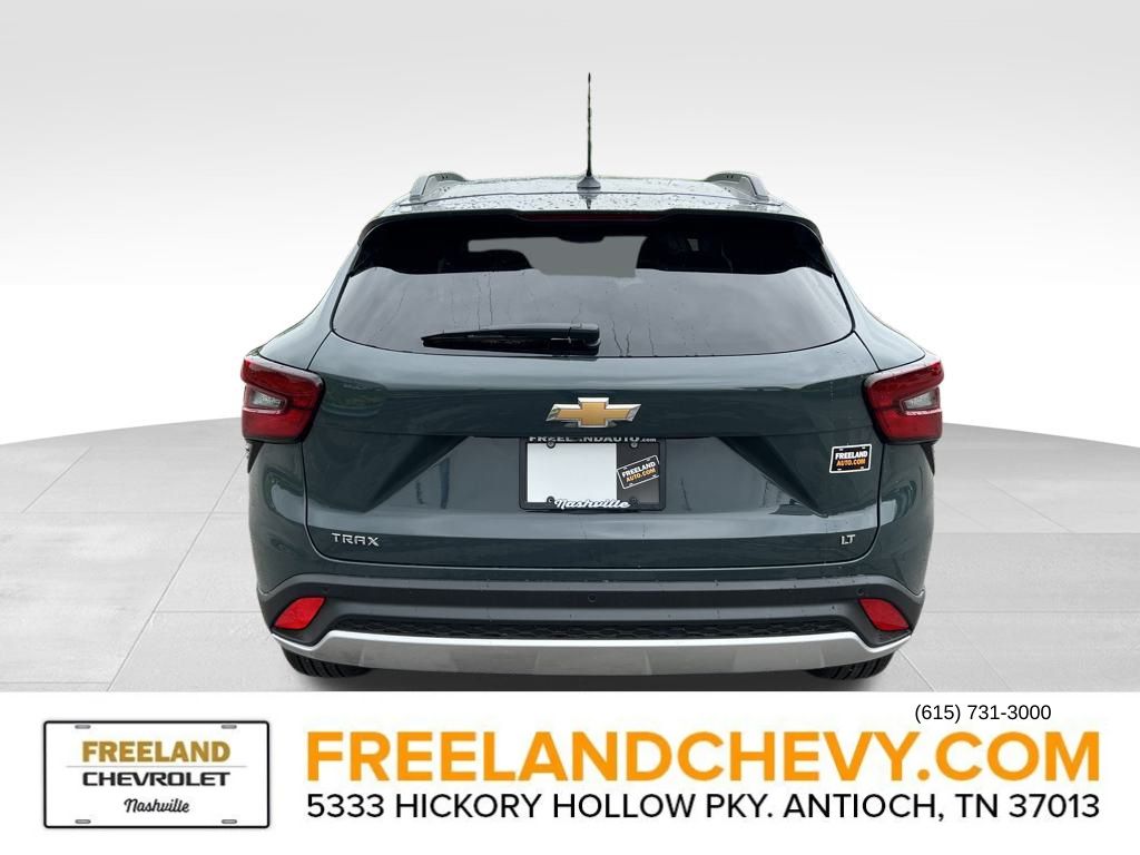Vehicle image 5 of 25