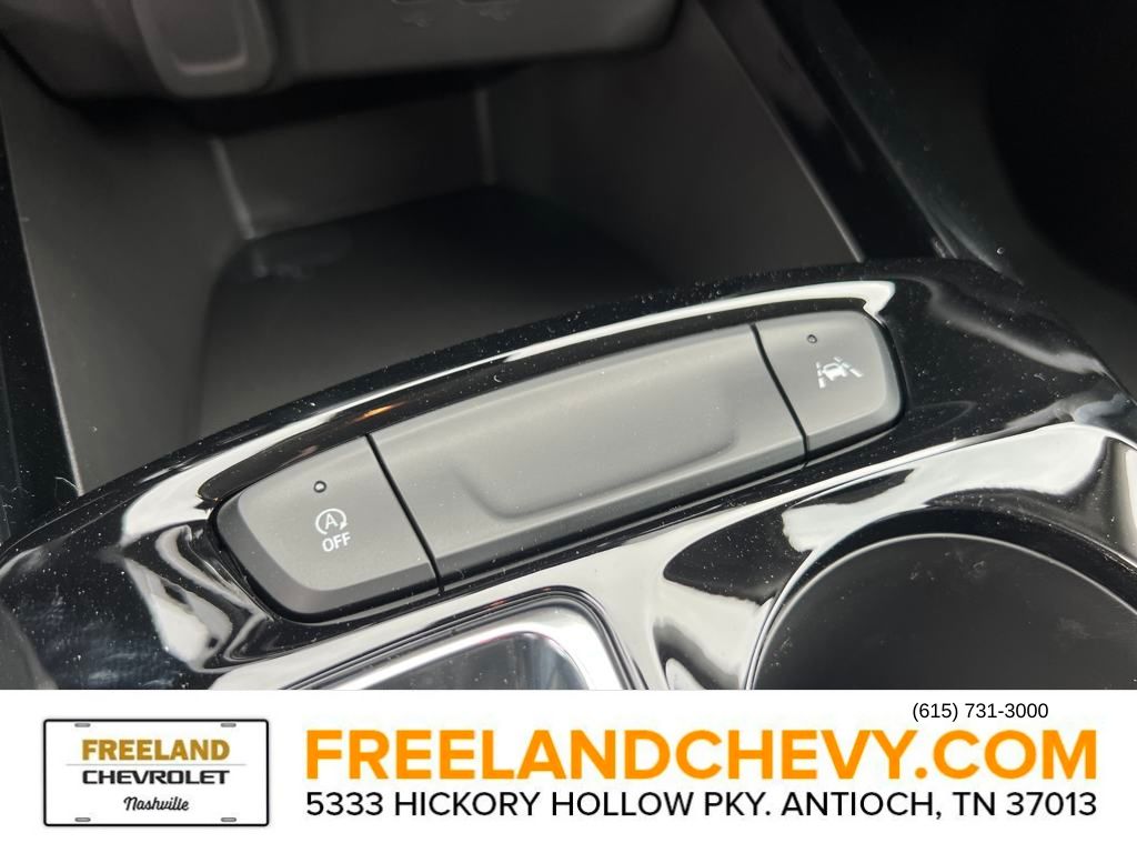 Vehicle image 12 of 25